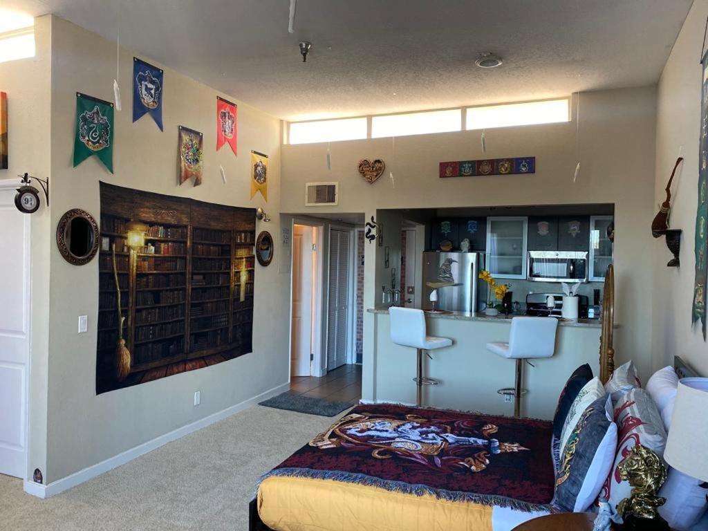 Mario, Harry Potter, Disney & Not Themed Loft Universal Studios 10Min Loft Apartment Лос-Анджелес Екстер'єр фото